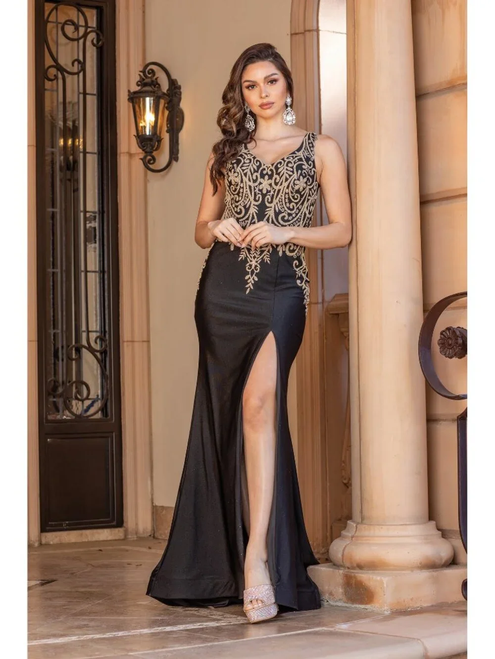 NEW BLACK Evening Gown Floor Length Formal Elegant Stunning 4325